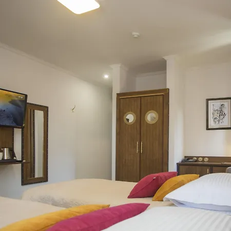 Diana Hotel Villa Hotel
