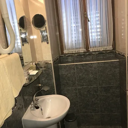 Diana Отель 3*