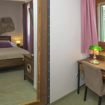 Hotel Diana 3*