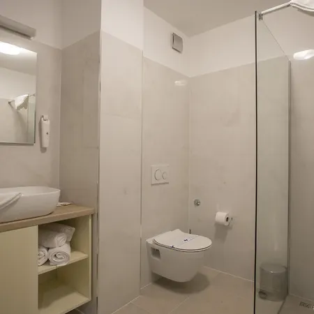 Hotel Diana 3*