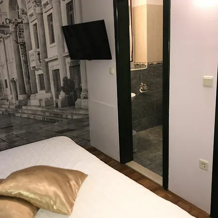 Diana Hotel 3*
