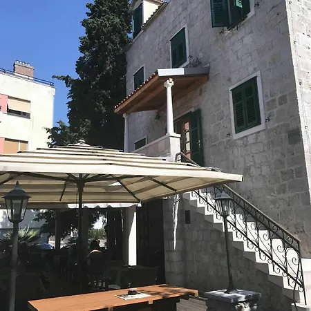 Diana Hotel