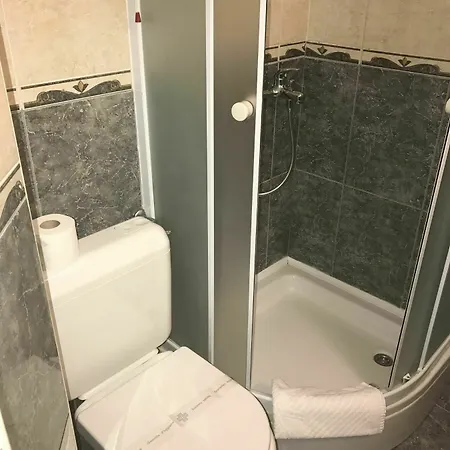 Diana Hotel